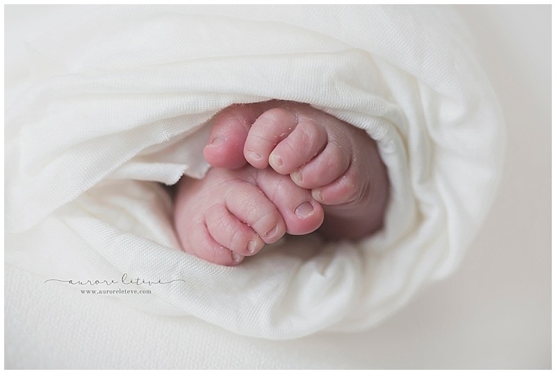 joli portrait de bébé au naturel par photographe bébé saint foy les lyon - Photos de bébé au naturel