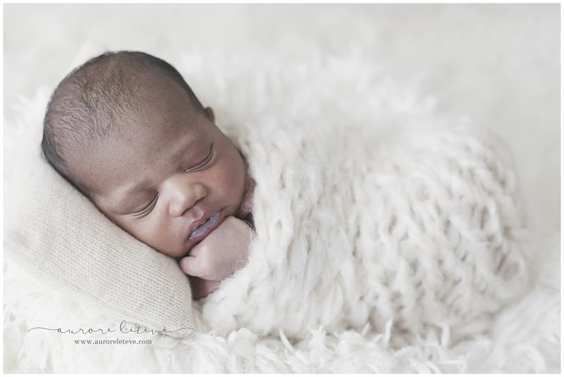 Photographe bébé métisse Lyon